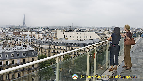 Seeing the sights of Paris from the top of Printemps
