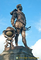 Sir Francis Drake was born in Tavistock.  A replica of this statue is at the Plymouth Hoe.