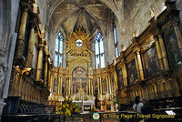 Magnificent alter - Church of St Pierre