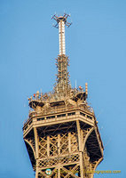 Eiffel Tower has 120 antennas