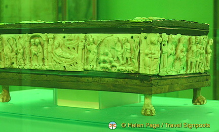 Swanhilde's portable altar - 11th century