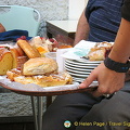Trays of deserts are brought to your table .. all the more to tempt you with[Salzburg - Austria]u