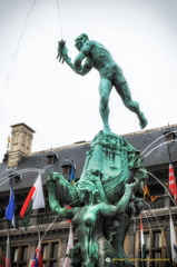 Brabo tossing the hand of Antigoon into the Scheldt River