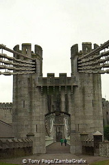 Thomas Telford, a Scottish engineer, was responsible for many of Britain's roads, bridges and canals
[Conwy - North Wales]