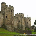 Its well-preserved town walls were fortified with 21 towers and three gateways
[Conwy Castle - North Wales]