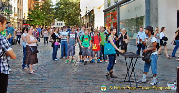 Covent Garden buskers