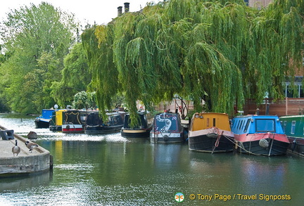 Canal boat mooring