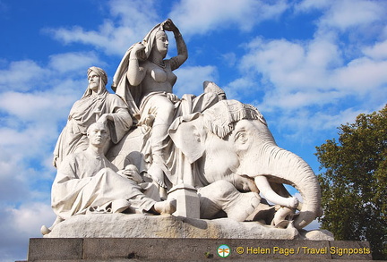 Albert Memorial - Sculpture representing Asia