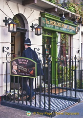 A real Bobby arriving at the Sherlock Holmes Museum