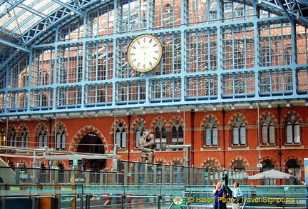 St Pancras International Clock