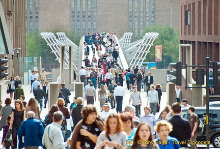 Millenium Bridge and the Tate Modern