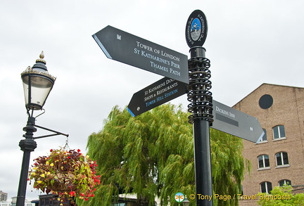 Signpost to St. Katherine's Dock