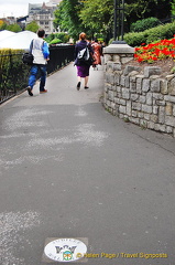 Following the Jubilee Walk through St. Katherine's Dock