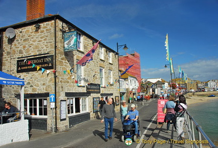 St Ives harbourfront