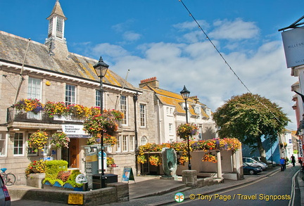 Get tourist Information at the Guildhall