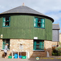 Penamey ne Court