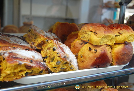 Raisin buns - there's plenty of food about