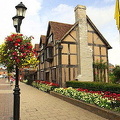 His father John was a glovemaker and wool merchant[Stratford-upon-Avon - England]