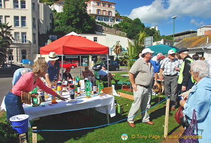 A bit of entertainment at the festival