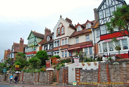 Along Torwood Street are many Torquay bed and breadfast places