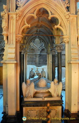 Dean Augustus Duncombe's Tomb