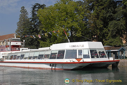 Annecy boat cruises