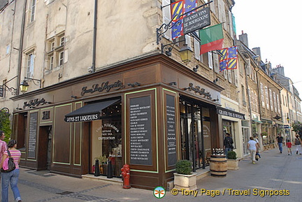 Beaune wine shops