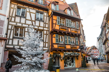 Buildings along Rue des Boulangers