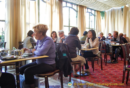 Ladurée Restaurant on Champs-Élysées 