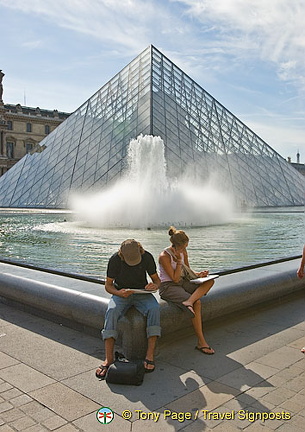 Right Bank, Paris (926 visites) Right Bank, Paris