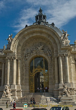Right Bank, Paris (875访问量) Right Bank, Paris