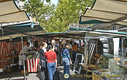 Les Marchés Raspail