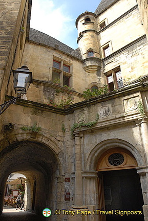 Sarlat-la-Caneda (1166 visits) Sarlat-la-Caneda