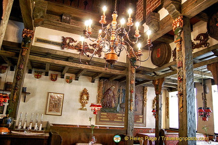 The bar area of Doctor Weinstube