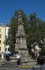 Jan von Werth fountain in the Alter Markt