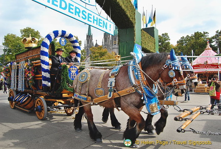 Hofbrau dray