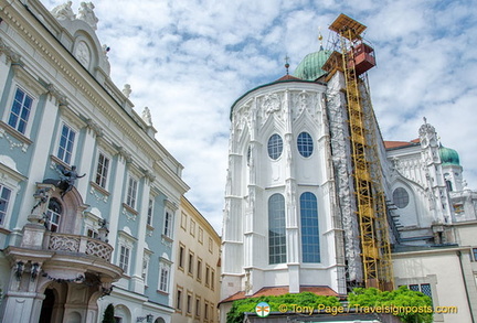 Work being done to Saint Stephens