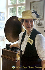 A gramaphone demonstration