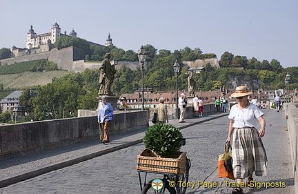 Alte Mainbrücke 