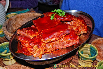 Spare ribs with honey and mustard sauce