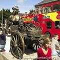 Dublin - Ireland (1379 visits) Molly Malone - "She wheeled her wheelbarrow through the streets broad and narrow..
[Dublin - Irelan... Dublin - Ireland