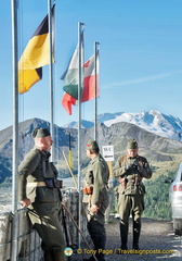 Volunteers manning the Tre Sassi Fort