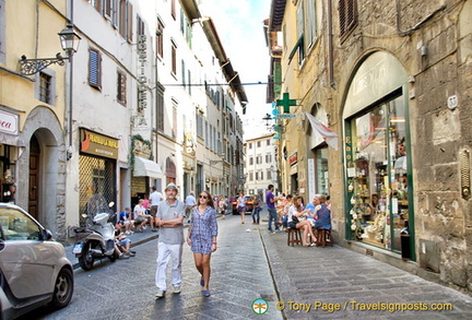 Exploring Via dei Neri in Santa Croce