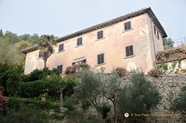 Frances Mayes' lovely House Under the Tuscan Sun
