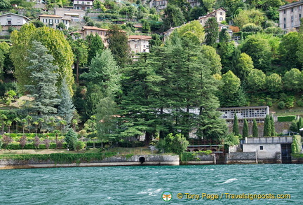 Lake Como village