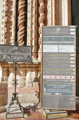 Orvieto Duomo entrance details