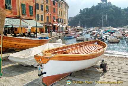 My favourite boat moored on Piazza Martiri dell'Olivetta