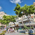 Shops, cafes and restaurants along the Positano beachfront