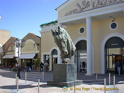 Castel Romano Outlet shops