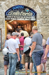 Dondoli - the world champion Gelateria di Piazza